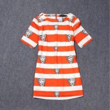 服裝品牌展示制品專家——中山市炳瑞展示制品廠